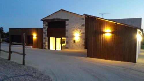 Les Herbiers House | La Ry'Bambelle