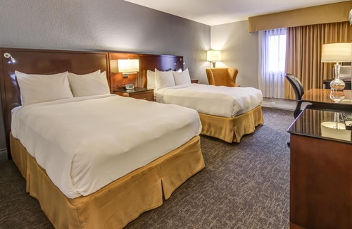 Chicoutimi Hotel | La Saguenéenne - Hôtel et Centre de Congrès