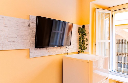 Centro Storico Apartment | La Santa Maria - Studio Apartment, Sleeps 2