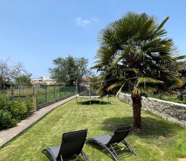 Aviles Apartment | La Santina y su Jardín