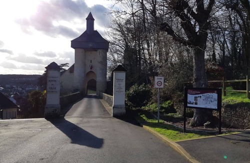 Chateau-Renault Apartment | La Sardiniere - Proche Lieux Historiques