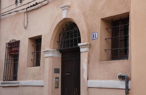 Ferrara Apartment | La Scarana