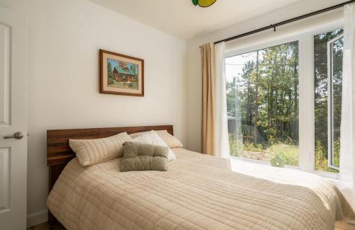 Sainte-Beatrix Apartment | La Selva - An intimate and relaxing getaway