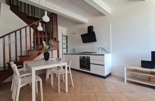 Jesi Apartment | La serva padrona