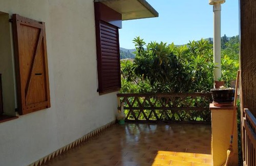 Vallgorguina House | La Solana