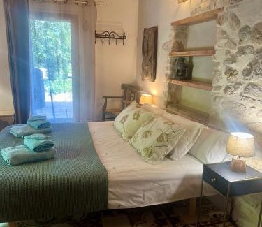 Rustrel House | La Source