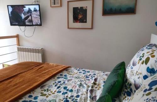 Guingamp Apartment | La Suite 27 bis, appartement indépendant avec terrasse, proche gare et centre