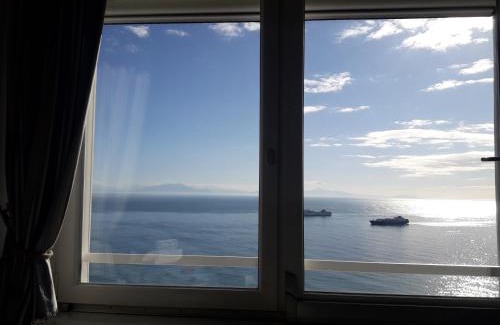Raito House | La Suite 48
