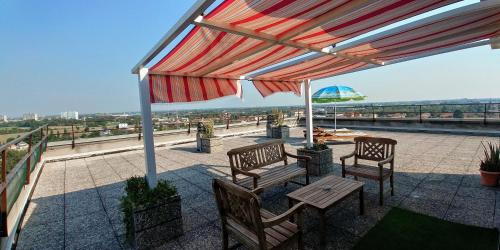 Porta Cremona-Volta Apartment | La Suite attico metro' Volta