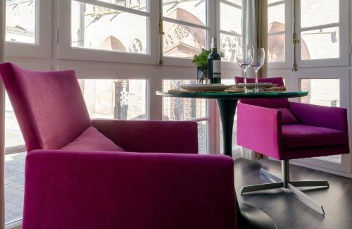 Burgos Apartment | La Suite de la Catedral by Unique Rooms