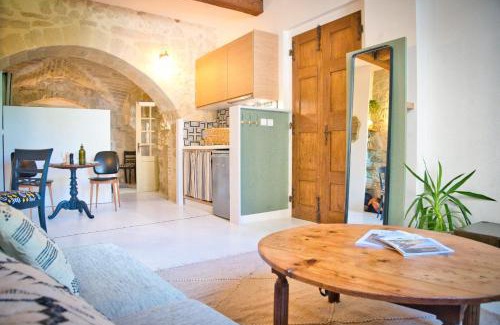 Uzes Apartment | La suite du Duché