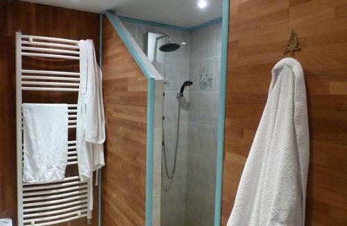 Tremeoc House | La Suite du Pêcheur, balnéo et terrasse privative. Entre terre et mer
