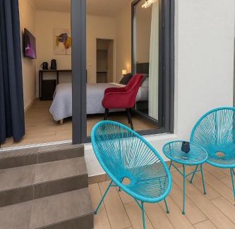 Hanau Hotel | La Suite Hotel & Apartment, Hanau City Centre - Contactless Check-in