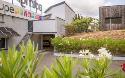 Millau Apartment | LA SUITE terrasse, wifi,parking,clim