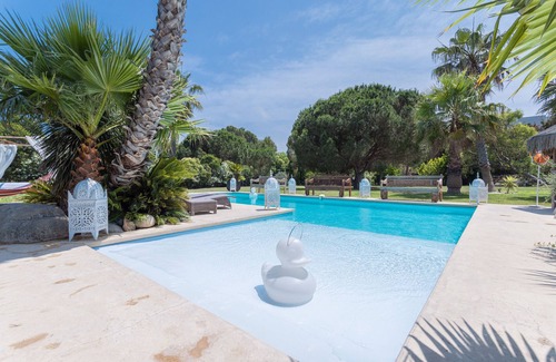Saint-Nazaire Apartment | 'La Suite' with Shared Pool, Wi-Fi and Air Conditioning
