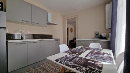 Charleville-Mezieres Apartment | La Symphonie