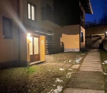 Temu Apartment | La Tana Del Lupo Piste da Sci 200 Mt