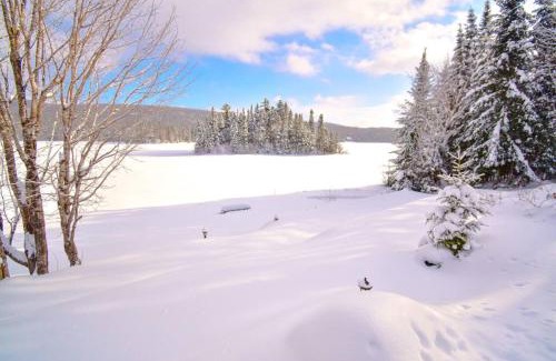 Saint Donat House | La Tanière - Retraite en nature avec foyer au bois