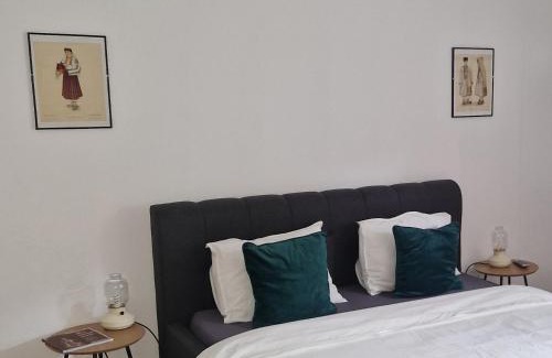Sugag Apartment | La Tanti Coman