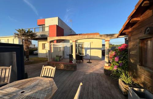 La Plaine-sur-Mer House | La Tara - Belle maison vue mer