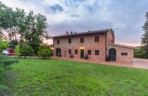 Capannoli Apartment | La Tegolaja Belvedere con Piscina