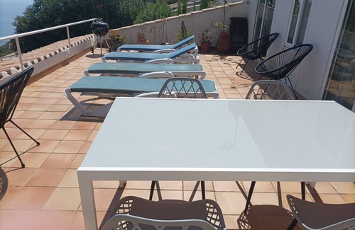 Aiguablava Apartment | "La Terrasse de la mer 8"Air-conditioned chalet (74m2+60m2 terrace)-Wifi-BBQ-Pkg