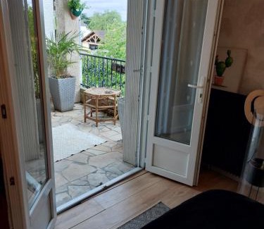 Bergerac House | La terrasse de Roxane