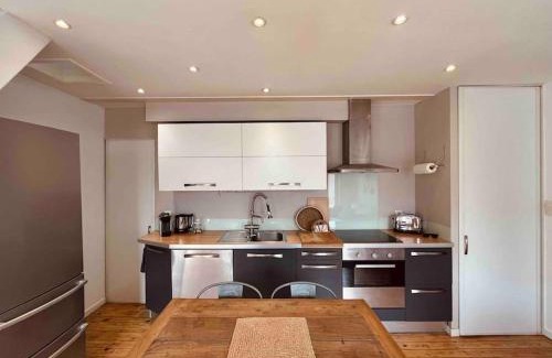 Cote Pavee Apartment | La Terrasse Saint Sauveur