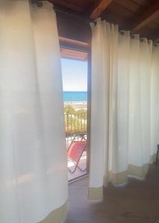 Sant'Agata di Militello Apartment | La terrazza sul mare