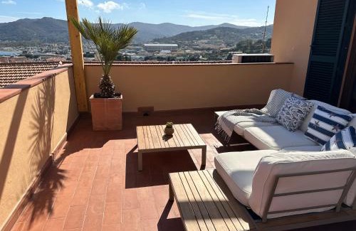 Portoferraio Apartment | La terrazza al forte