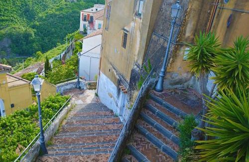 Raito Apartment | LA TERRAZZA SUL BLU -vista mare-
