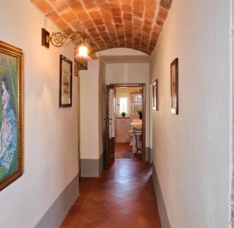 Montevettolini Apartment | La Terrazza sul Borgo