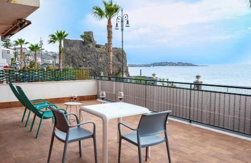 Aci Castello Apartment | La Terrazza sul Mare Modern Apartment