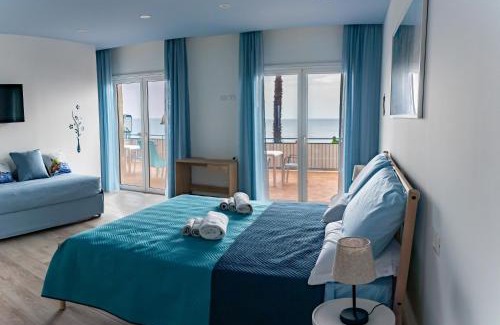 Aci Castello Apartment | La Terrazza sul Mare Modern Apartment
