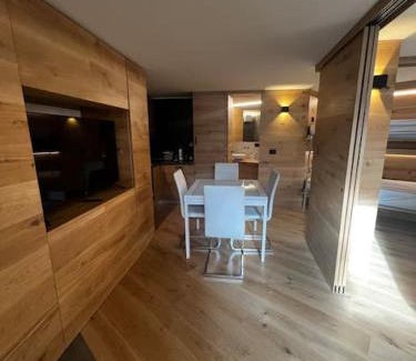 La Thuile Apartment | La Thuile: Sci, Trekking e Relax