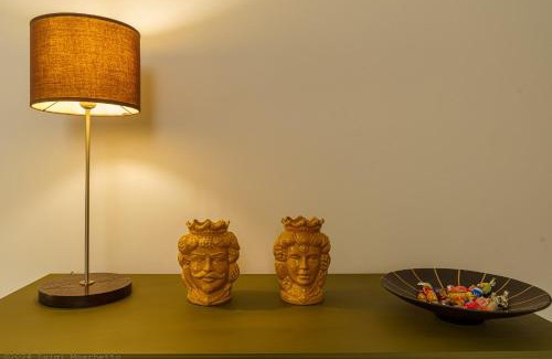 Aci Catena Apartment | La Timpa House Aci Comics&Games 15 minuti Etna 30 minuti