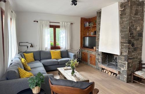 Llanars House | La Torre de la Vall de Camprodon