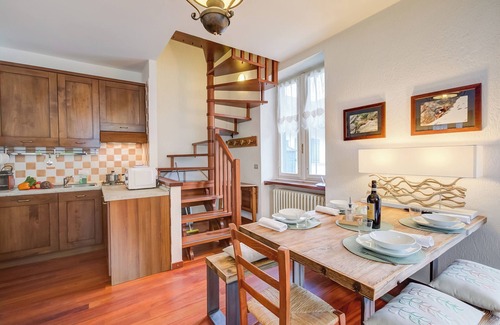 Sauze d'Oulx Apartment | La Torre In The Center Of Town