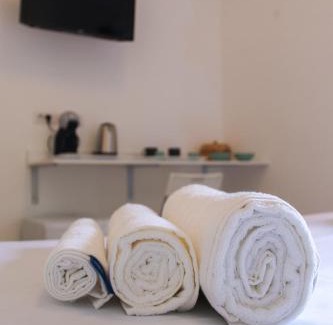 Zona LVII Labaro House | La Torre Rossa Guest House