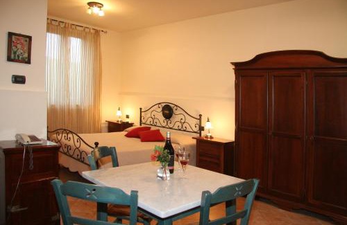 Montecarlo House | La Torre wine resort