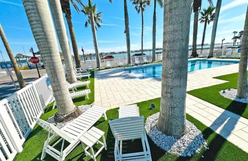 Pass-a-Grille Historic District Apartment | La Tortuga Historic Pass A Grille St Pete Beach 68