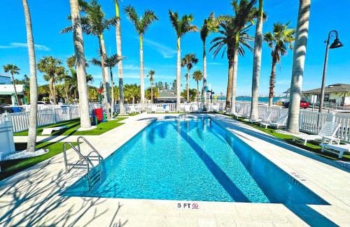 Pass-a-Grille Historic District Apartment | La Tortuga Historic Pass A Grille St Pete Beach 68