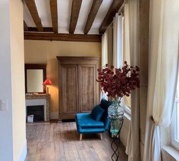 Avallon Apartment | La tour de Jade