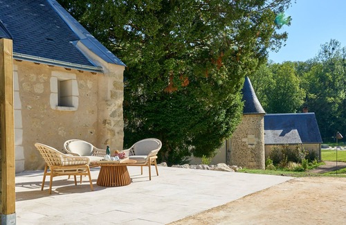 Ballan-Mire House | La Tourelle at the Commanderie de Ballan