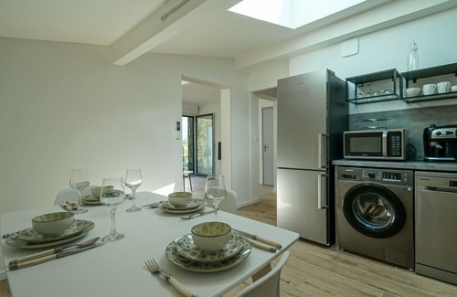 Cessenaz Apartment | La Tournette, superb quiet apartment 300 meters from the lake