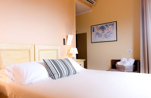 Santo Stefano di Magra Hotel | La Trigola