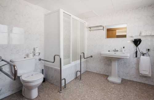 Ripoll House | La Trobada Hotel Sport