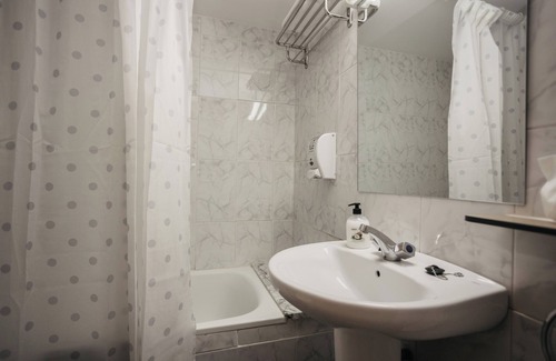 Ripoll House | La Trobada Hotel Sport