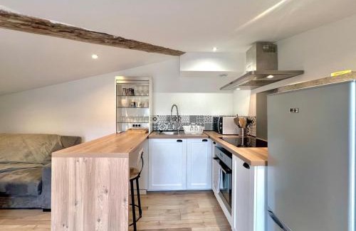 Saint-Genies-de-Malgoires Apartment | La Tropézienne, charme et confort au coeur du Gard