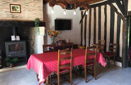 Saint-Etienne-de-Puycorbier House | La Tuillière